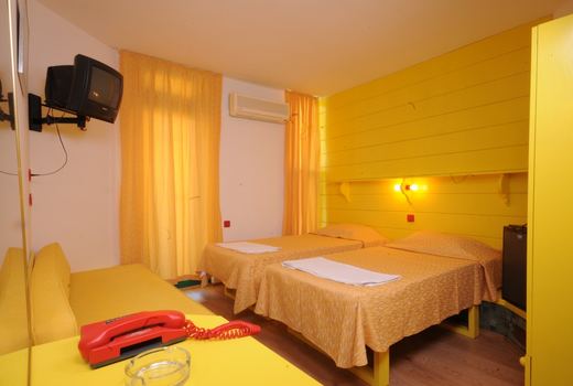 Siesta Hotel oda